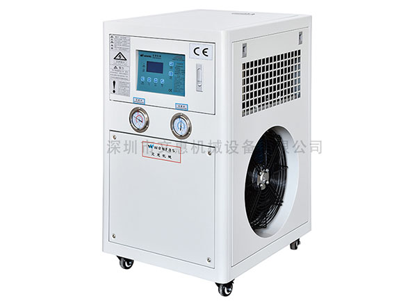 工業(yè)冷水機(jī)制造過程需要注意的地方